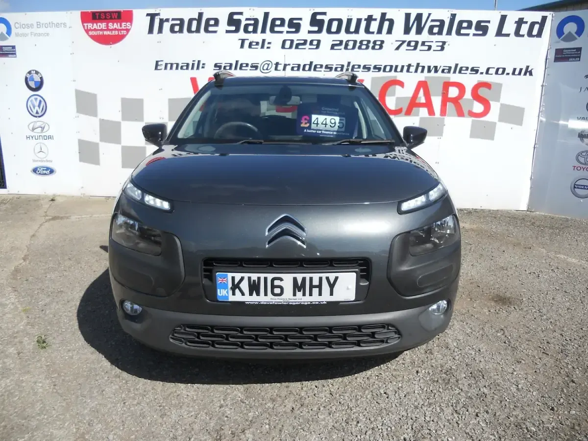 Used Citroën C4 Cactus Flair 82 HP (60 kW) 2016 Grey Hatchback