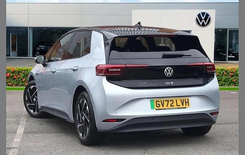 Used VW ID.3 Pro 106 kW (145 HP) 2023 Silver Hatchback