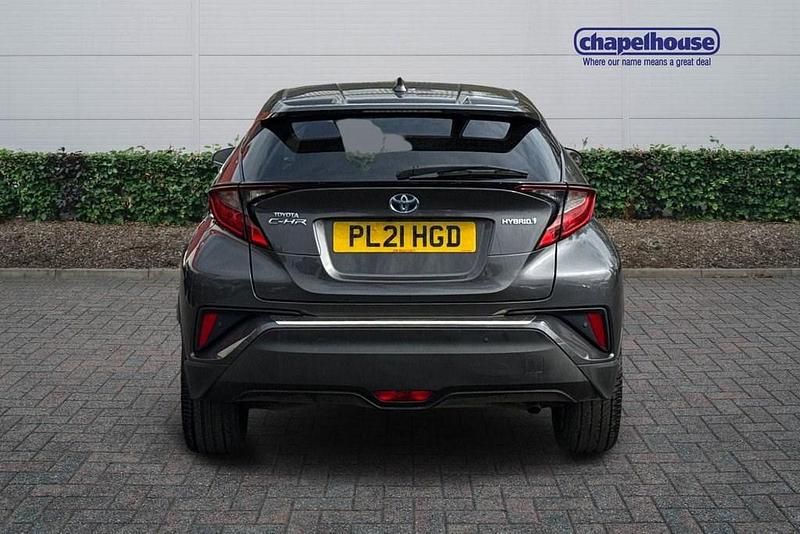 Second-hand Toyota C-HR Design 122 CP (89 kW) 2021 SUV
