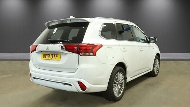 Used Mitsubishi Outlander 209 HP (153 kW) 2019 SUV