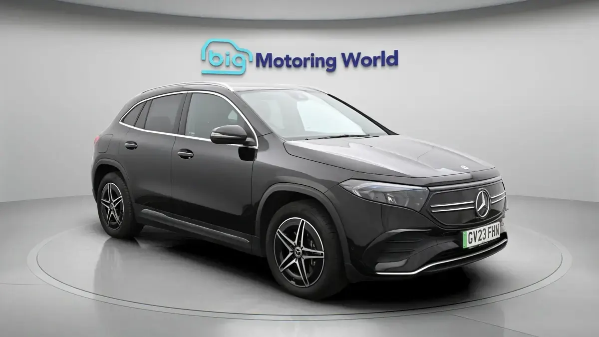 Usado Mercedes EQA300 AMG line 167 kW (228 CV) 2023 SUV