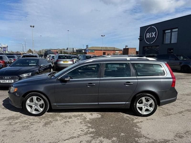 Used Volvo V70 SE Lux 185 HP (136 kW) 2009 Grey Estate