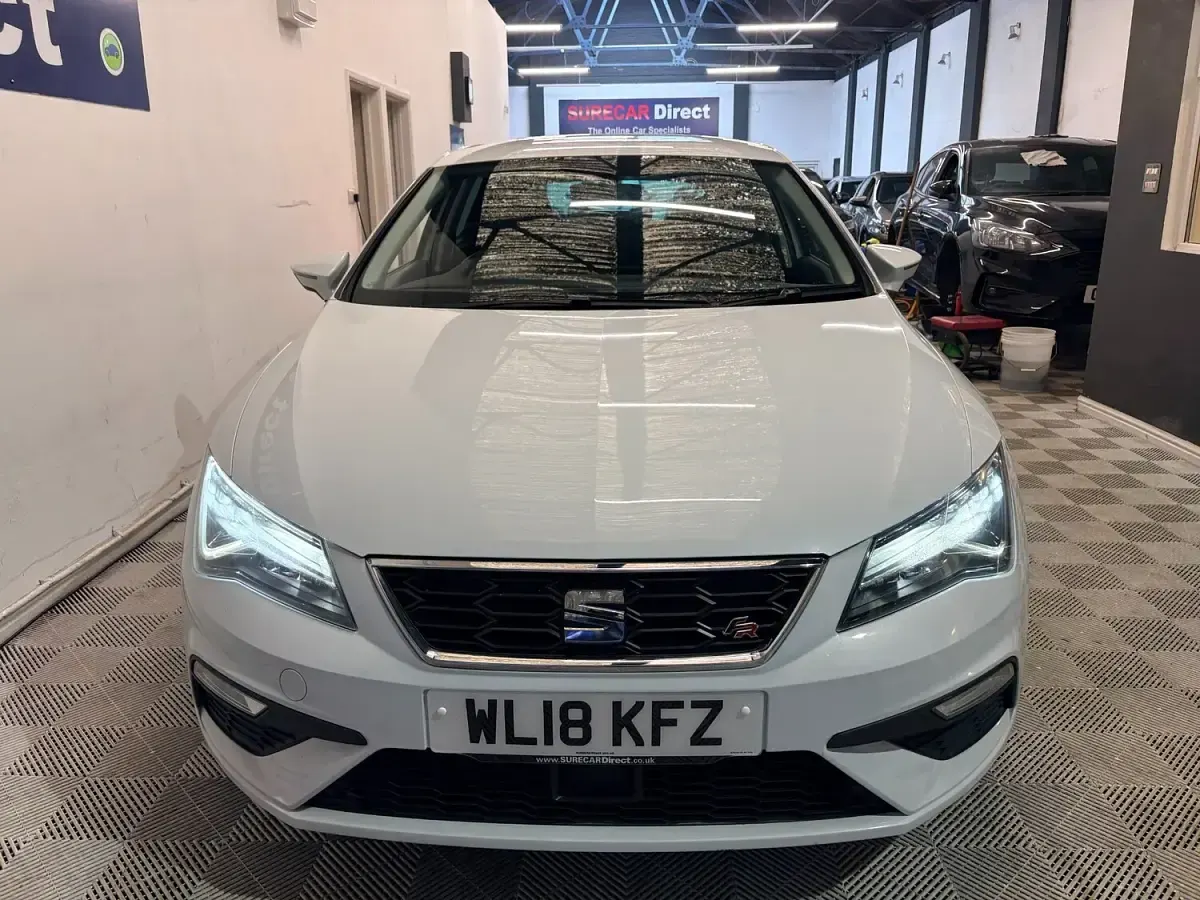 Used Seat Leon FR 125 HP (91 kW) 2018 White Hatchback