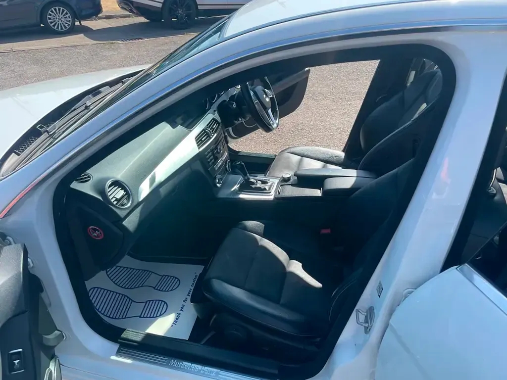 Used Mercedes C220 Sport Edition 170 HP (125 kW) 2014 White Sedan