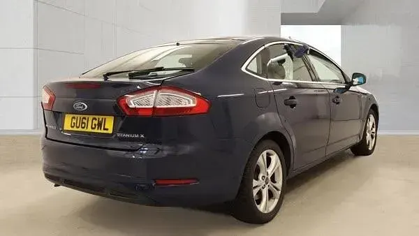 Used Ford Mondeo Titanium X 2011 Blue Hatchback
