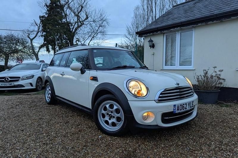 Used Mini Cooper Clubman 2013 White Estate