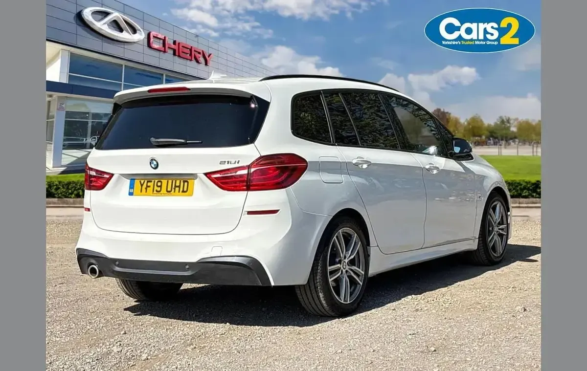 Used BMW 218 M Sport 138 HP (101 kW) 2019 White Estate