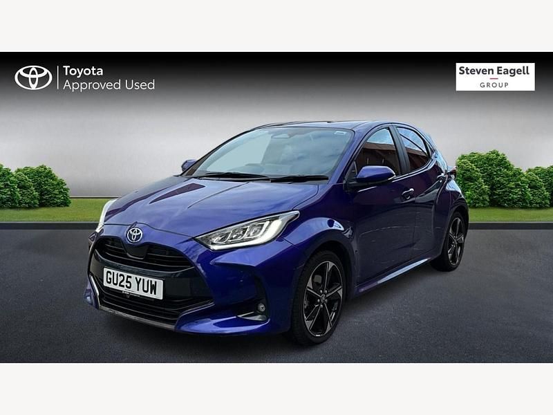Used Toyota Yaris Hybrid 2025 Blue Hatchback