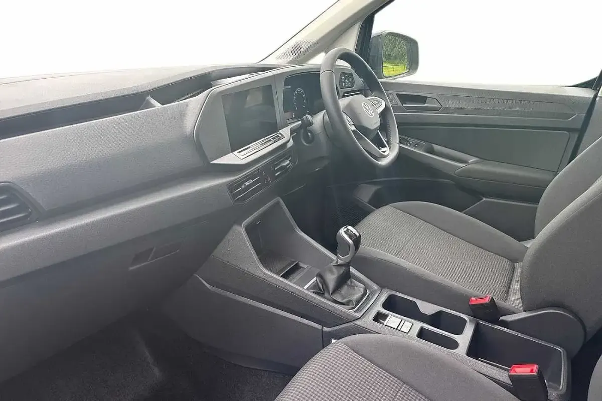 New VW Caddy 2026 Starlight blue MPV