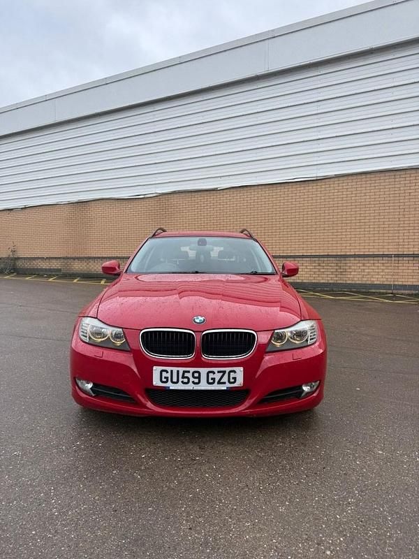 Used BMW 320 2009 Red Estate