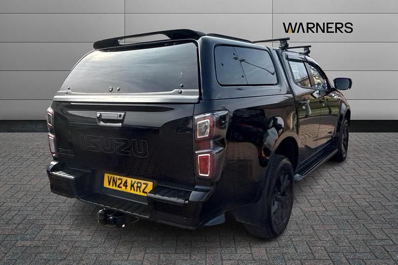 Used Isuzu D-Max 162 HP (119 kW) 2024 Black Pickup