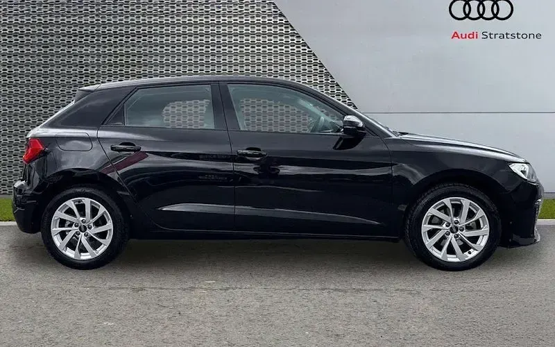 Used Audi A1 Sportback Sport 116 HP (85 kW) 2026 Hatchback