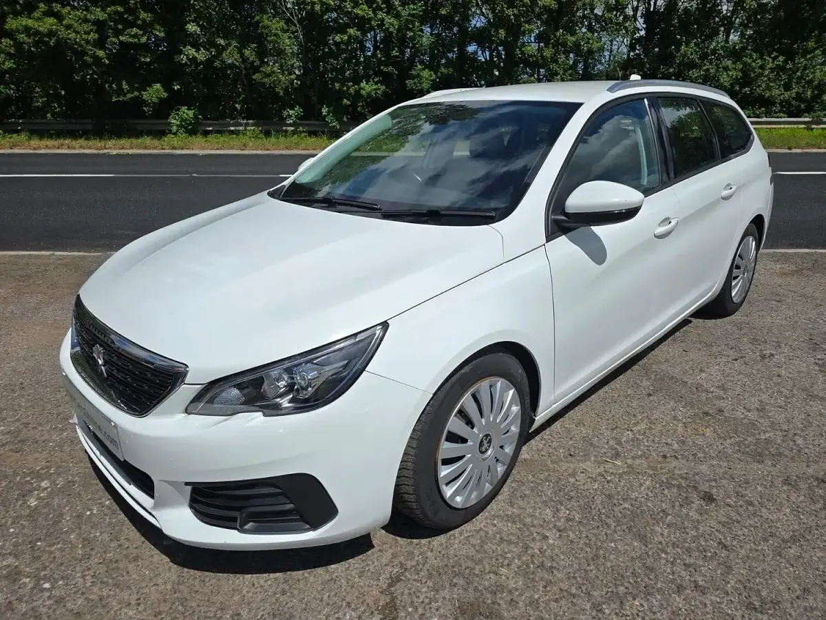 Used Peugeot 308 Access 2020 White Estate