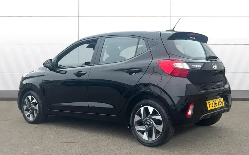 New Hyundai i10 Advanced 79 HP (58 kW) 2026 Black Hatchback