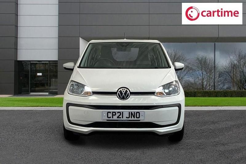 Used VW up! 65 HP (47 kW) 2021 White Hatchback