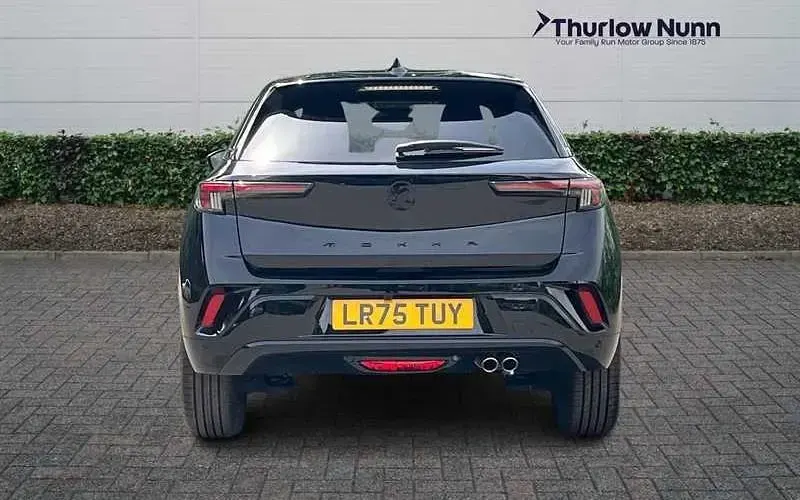 Used Vauxhall Mokka 131 HP (96 kW) 2025 Carbon black SUV