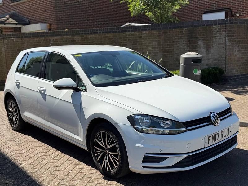 Used VW Golf VII SE 2017 White Hatchback