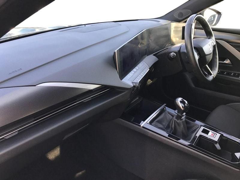 Used Vauxhall Astra S 130 HP (95 kW) 2024 Grey Hatchback