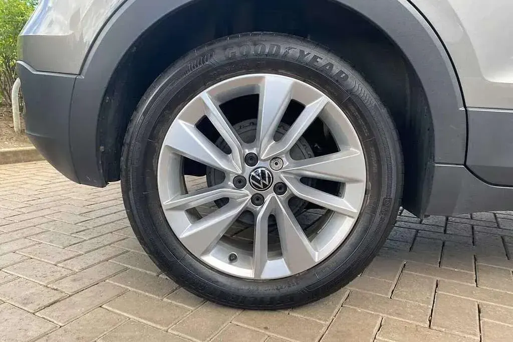Used VW T-Cross SE 95 HP (69 kW) 2021 Grey SUV