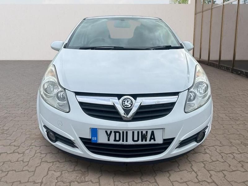 Used Vauxhall Corsa 2011 White Hatchback