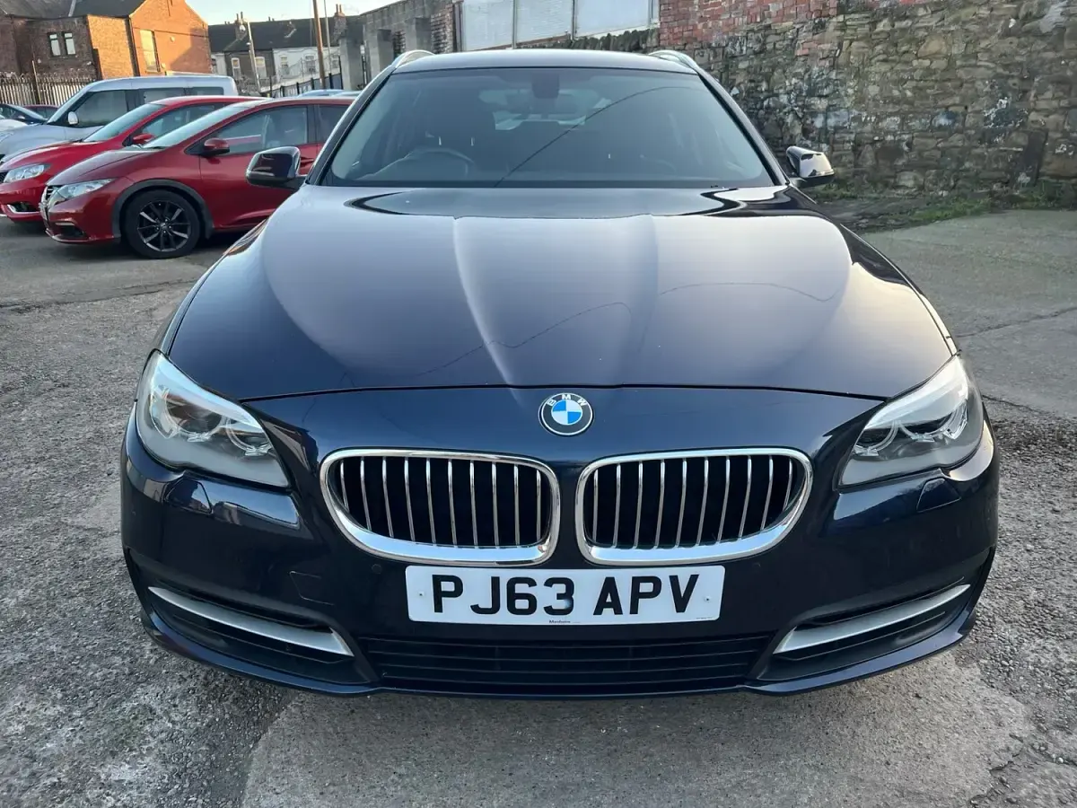 Used BMW 520 2013 Blue Estate