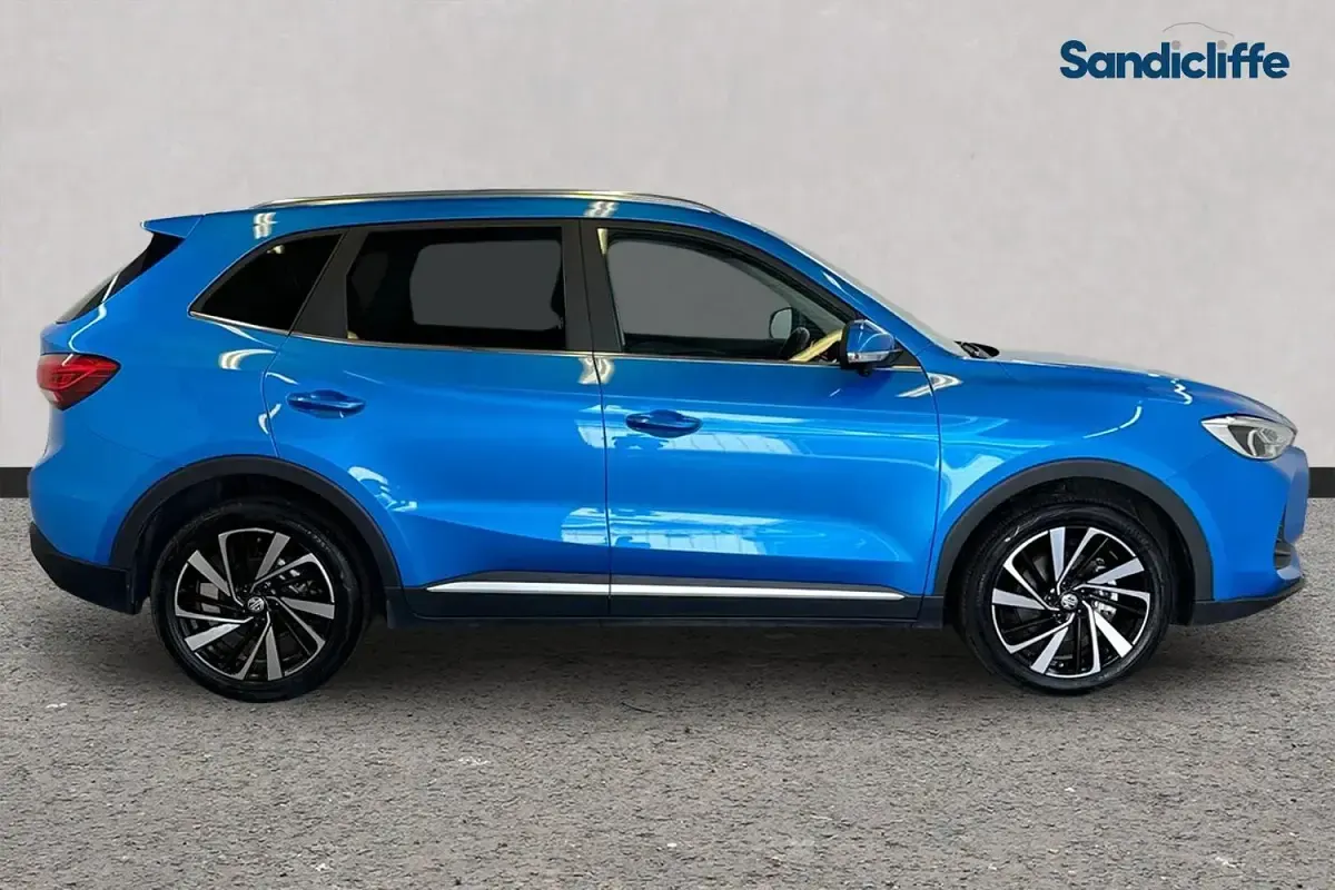 Used MG ZS Trophy 196 HP (144 kW) 2024 Metallic  battersea blue SUV
