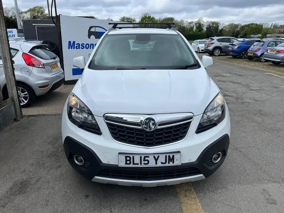Begagnad Vauxhall Mokka S 140 HK (102 kW) 2015 Vit SUV
