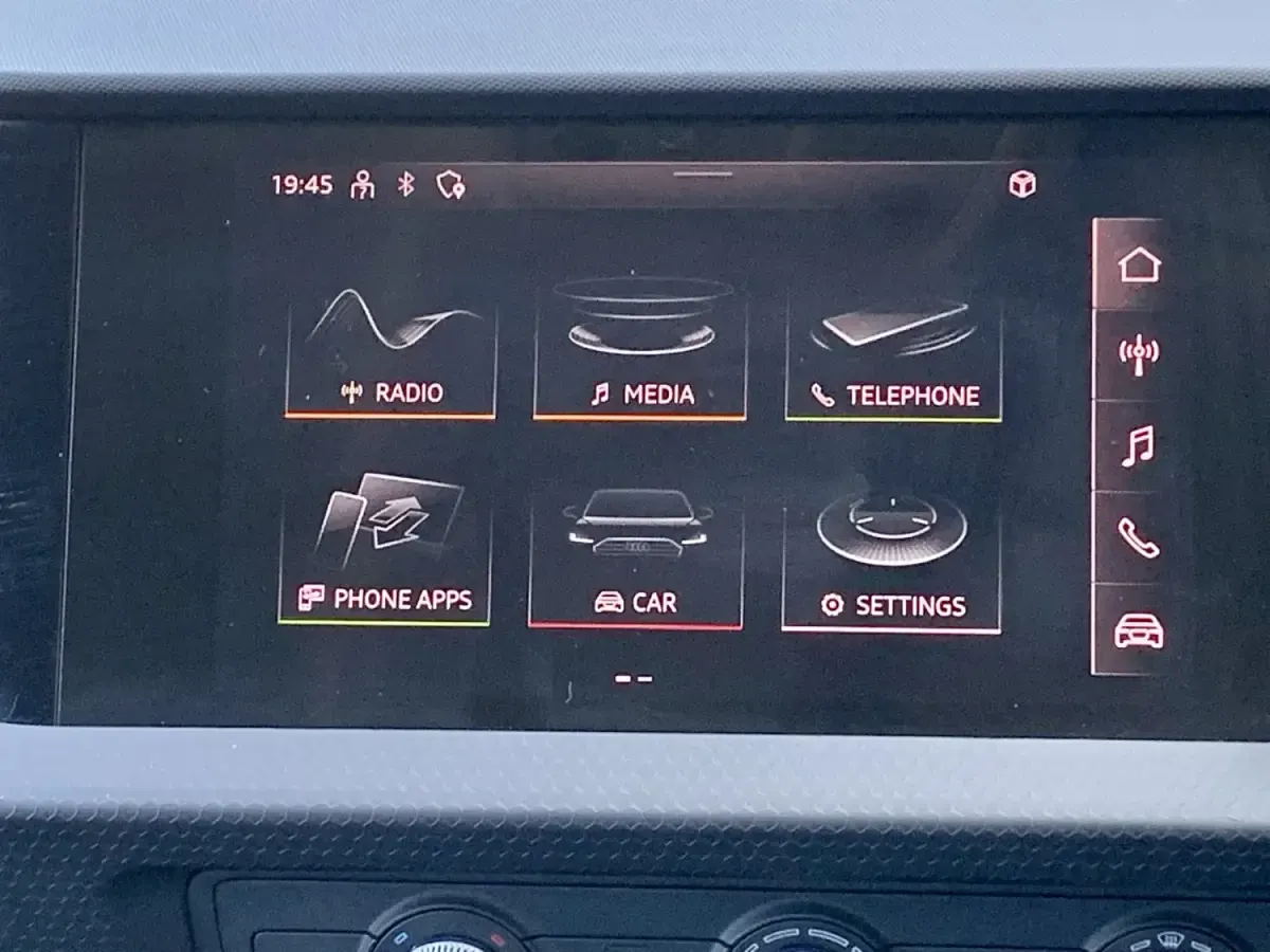 Używany Audi A1 2021 Biały SUV