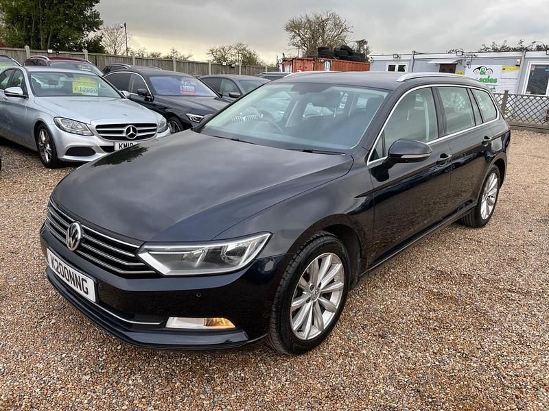 Used VW Passat SE 2015 Black Estate