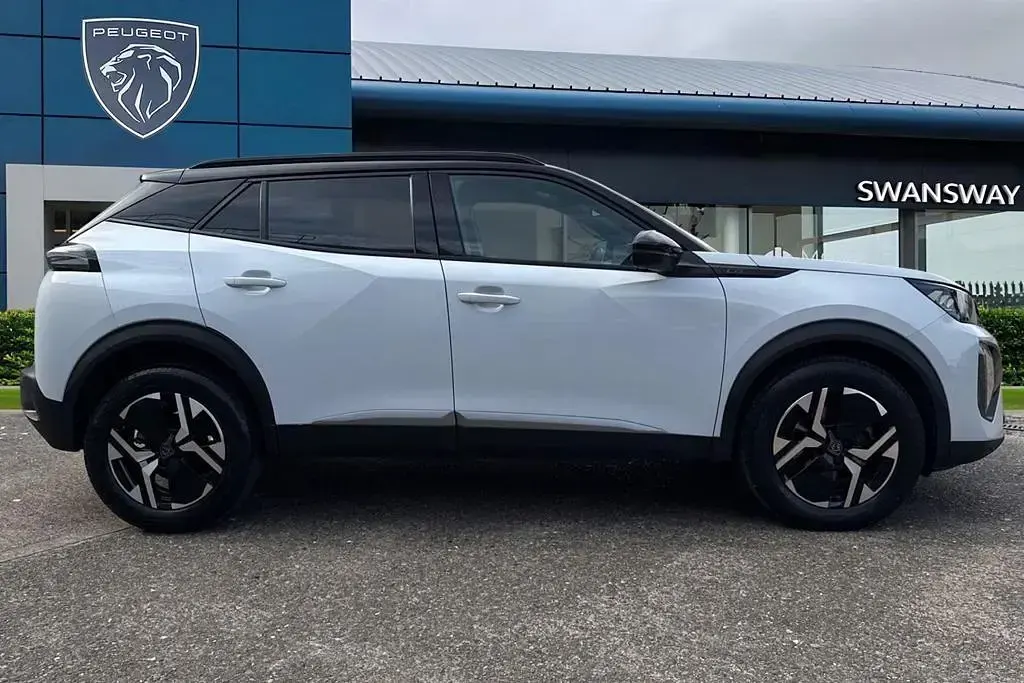 Used Peugeot 2008 GT 145 HP (106 kW) 2025 White SUV