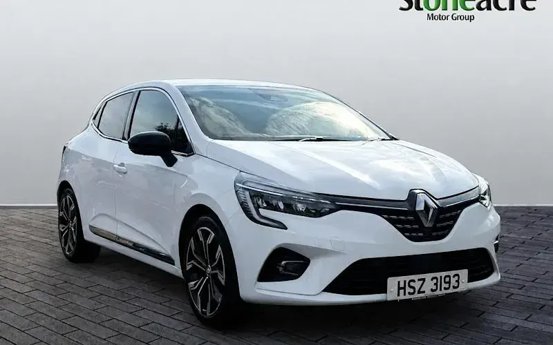 Used Renault Clio Techno 143 HP (105 kW) 2025 Hatchback