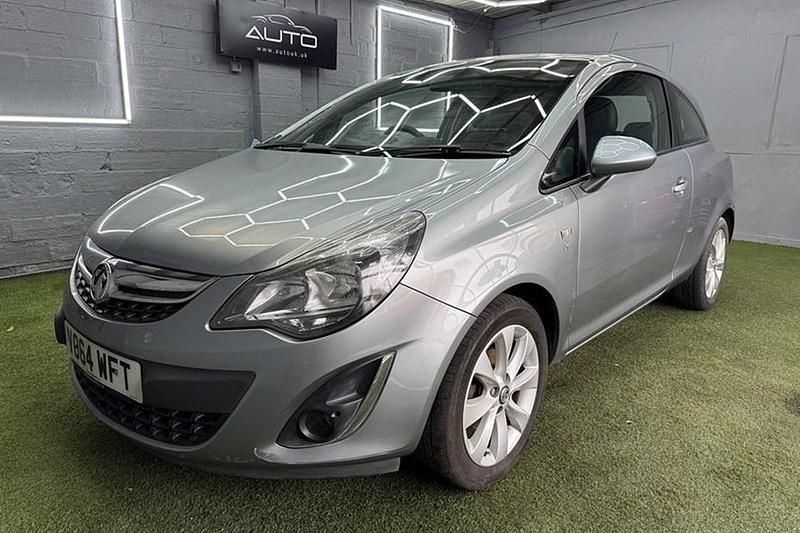 Silver Used 2014 Vauxhall Corsa Excite Hatchback | £1,990 (Good price) - Image 1/1