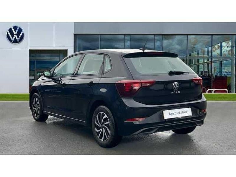 Used VW Polo Life 95 HP (69 kW) 2024 Black Hatchback