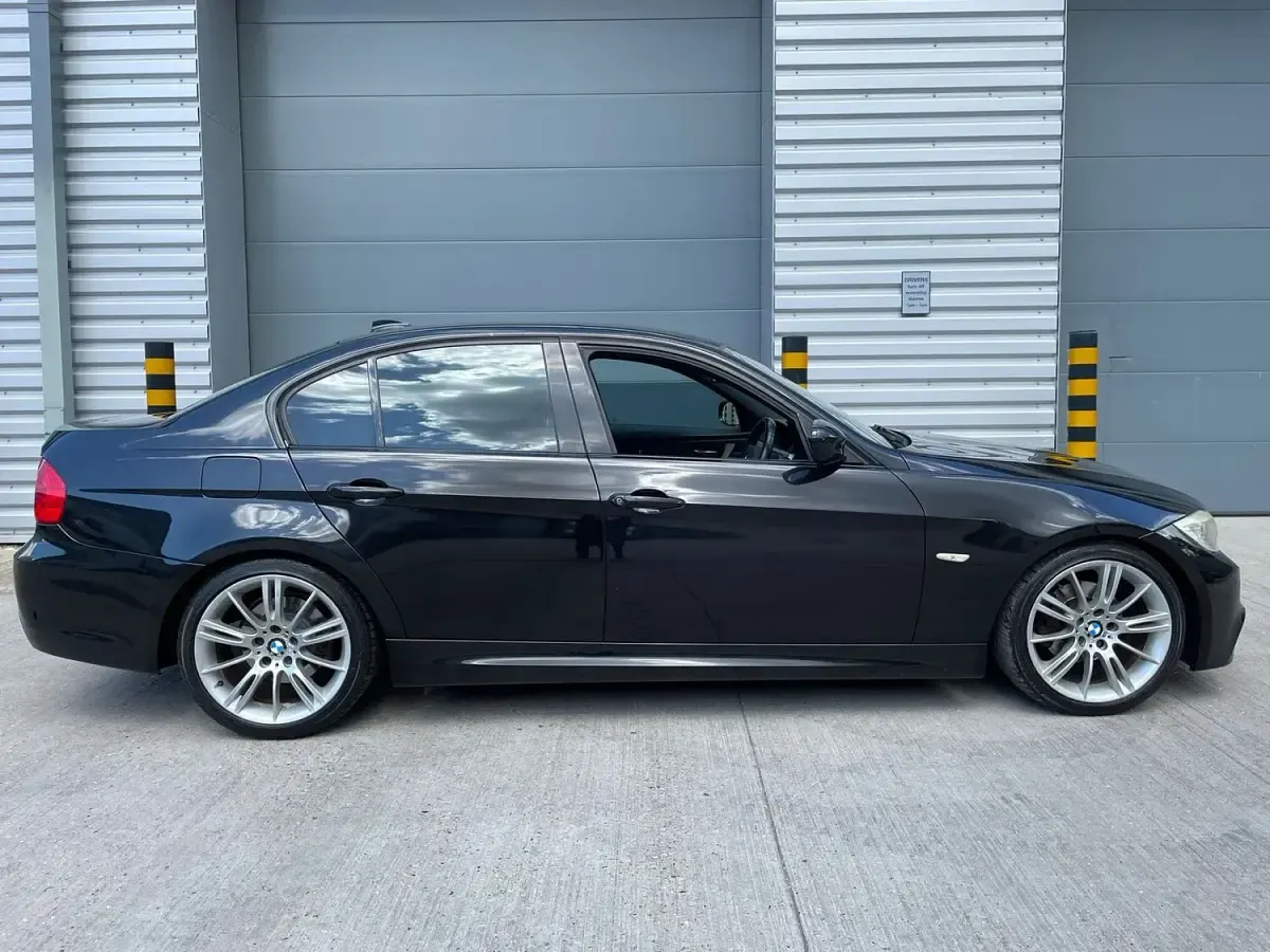 Used BMW 318 M Sport 2010 Black Sedan