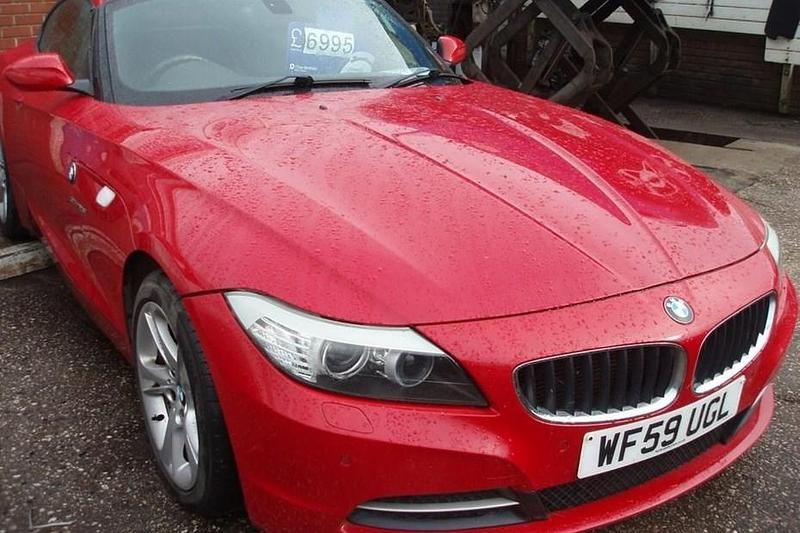 Used BMW Z4 204 HP (150 kW) 2009 Red Cabriolet