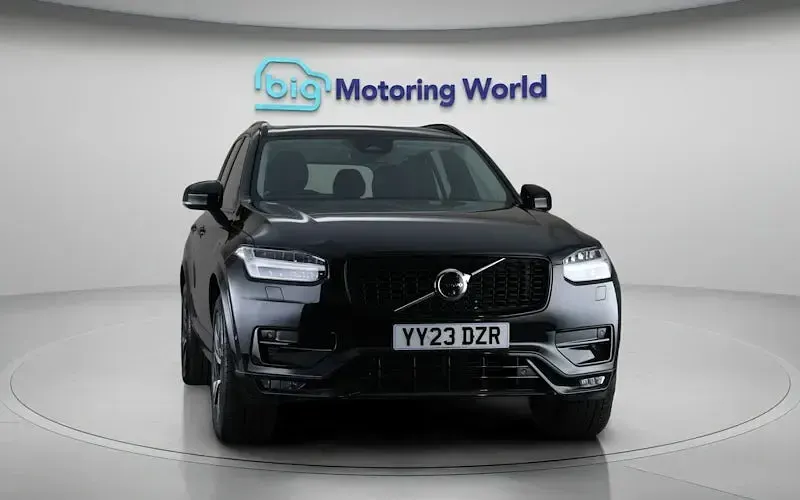 Used Volvo XC90 Plus 235 HP (172 kW) 2023 Black SUV