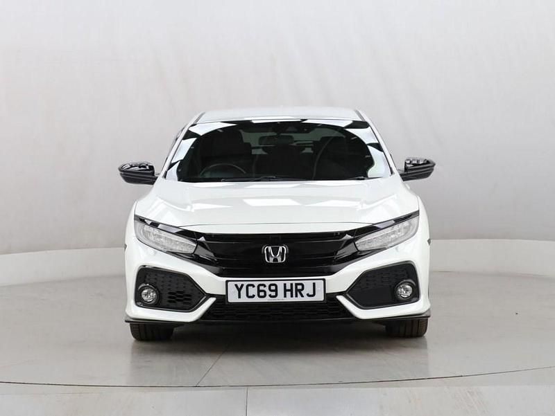Used Honda Civic Sport 182 HP (133 kW) 2019 White Hatchback
