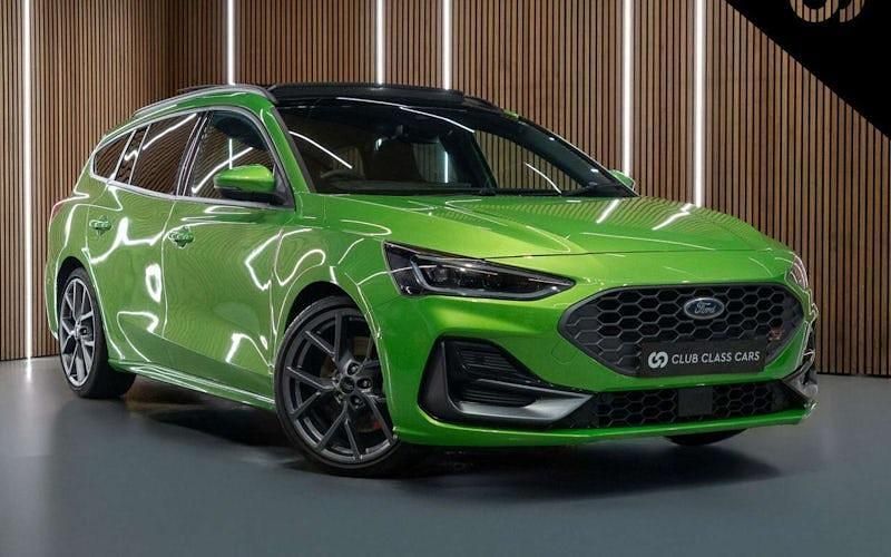 Green Used 2024 Ford Focus ST Estate | £31,995 - Image 1/4