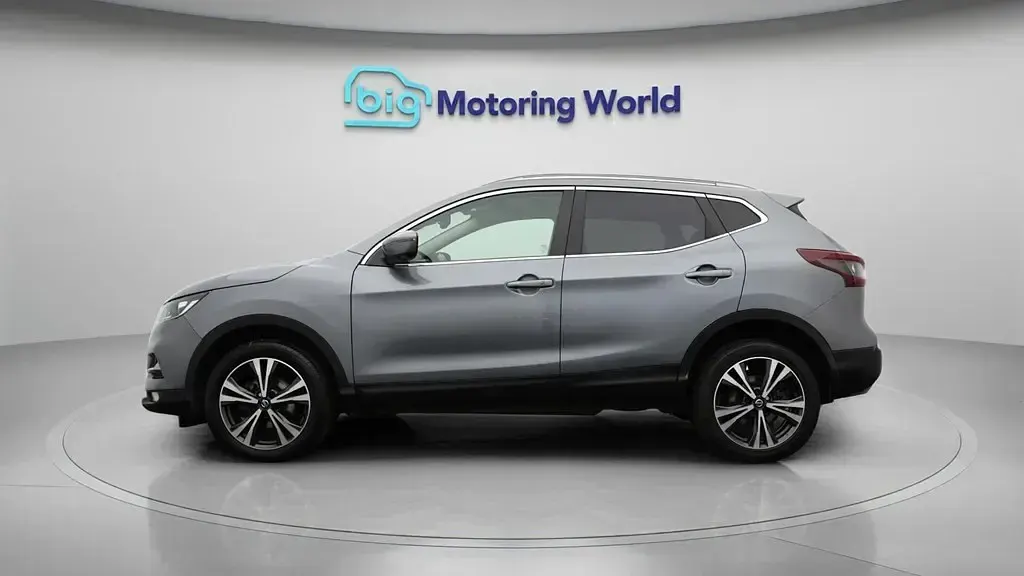Used Nissan Qashqai N-Connecta 140 HP (102 kW) 2020 Grey SUV