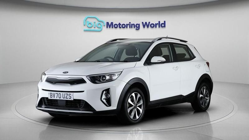 Used Kia Stonic 100 HP (73 kW) 2021 White SUV