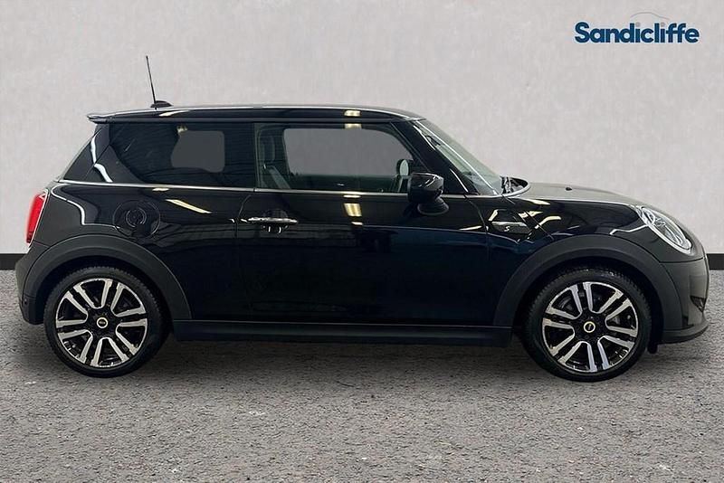Used Mini Cooper S Hatch 135 kW (184 HP) 2023 Black Hatchback