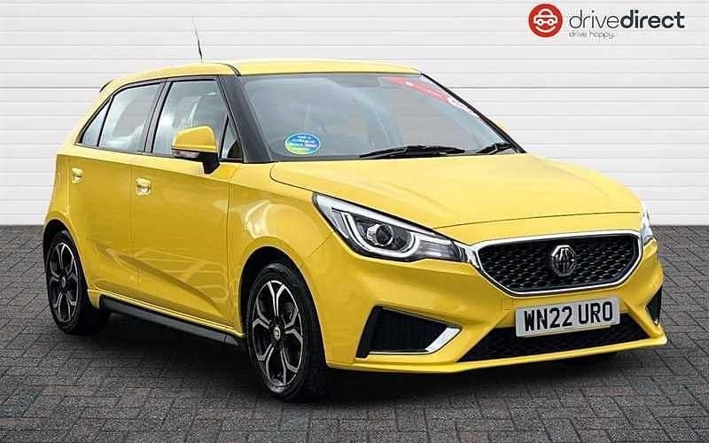Yellow Used 2022 MG MG3 Exclusive Hatchback | £10,250 (Fair price) - Image 1/4