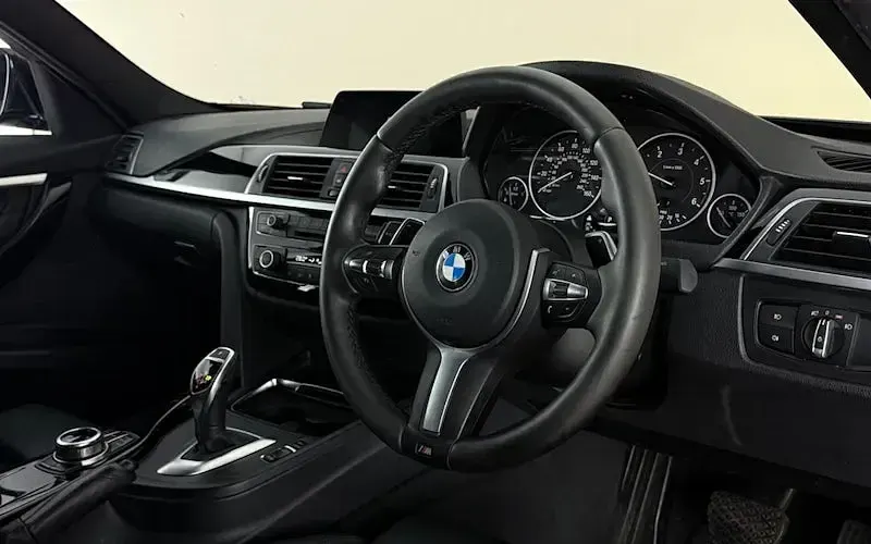 Used BMW 320 M Sport 190 HP (139 kW) 2017 Grey Sedan