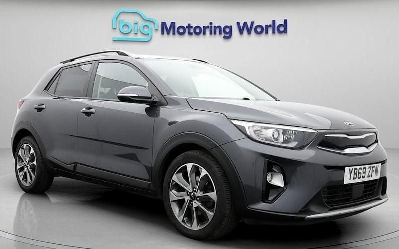 Grey Used 2020 Kia Stonic SUV | £13,500 (Fair price) - Image 1/4