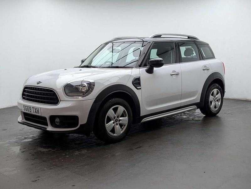 Used Mini Cooper Countryman Classic 136 HP (100 kW) 2019 White SUV