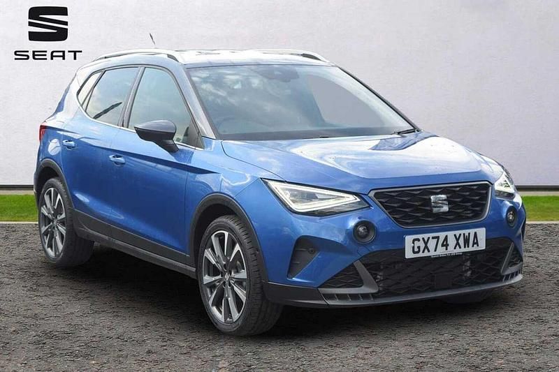Blue Used 2024 Seat Arona FR SUV | £18,790 (Expensive) - Image 1/4