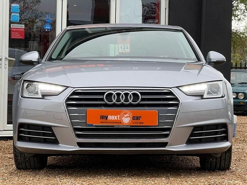 Used Audi A4 Sport 190 HP (139 kW) 2018 Silver Sedan