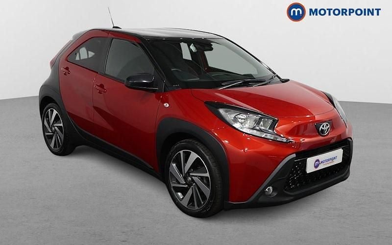 Used 2025 Toyota Aygo Hatchback | £11,599 (Good price) - Image 1/4