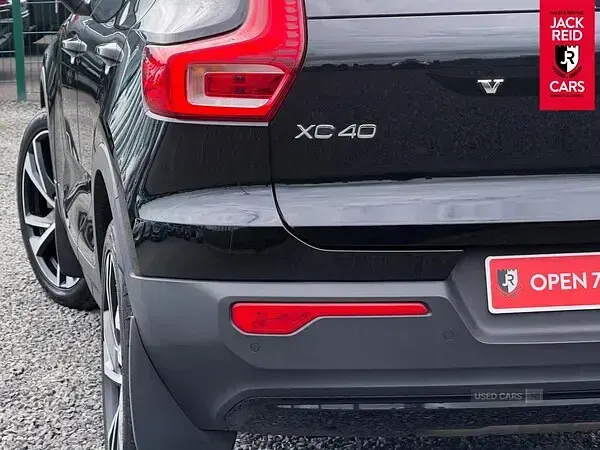 Used Volvo XC40 R-Design Pro 2021 Black SUV