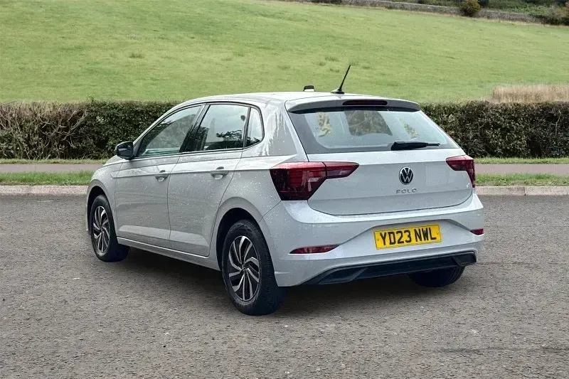 Used VW Polo Life 95 HP (69 kW) 2023 Grey Hatchback